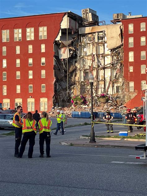 apartment collapse davenport iowa